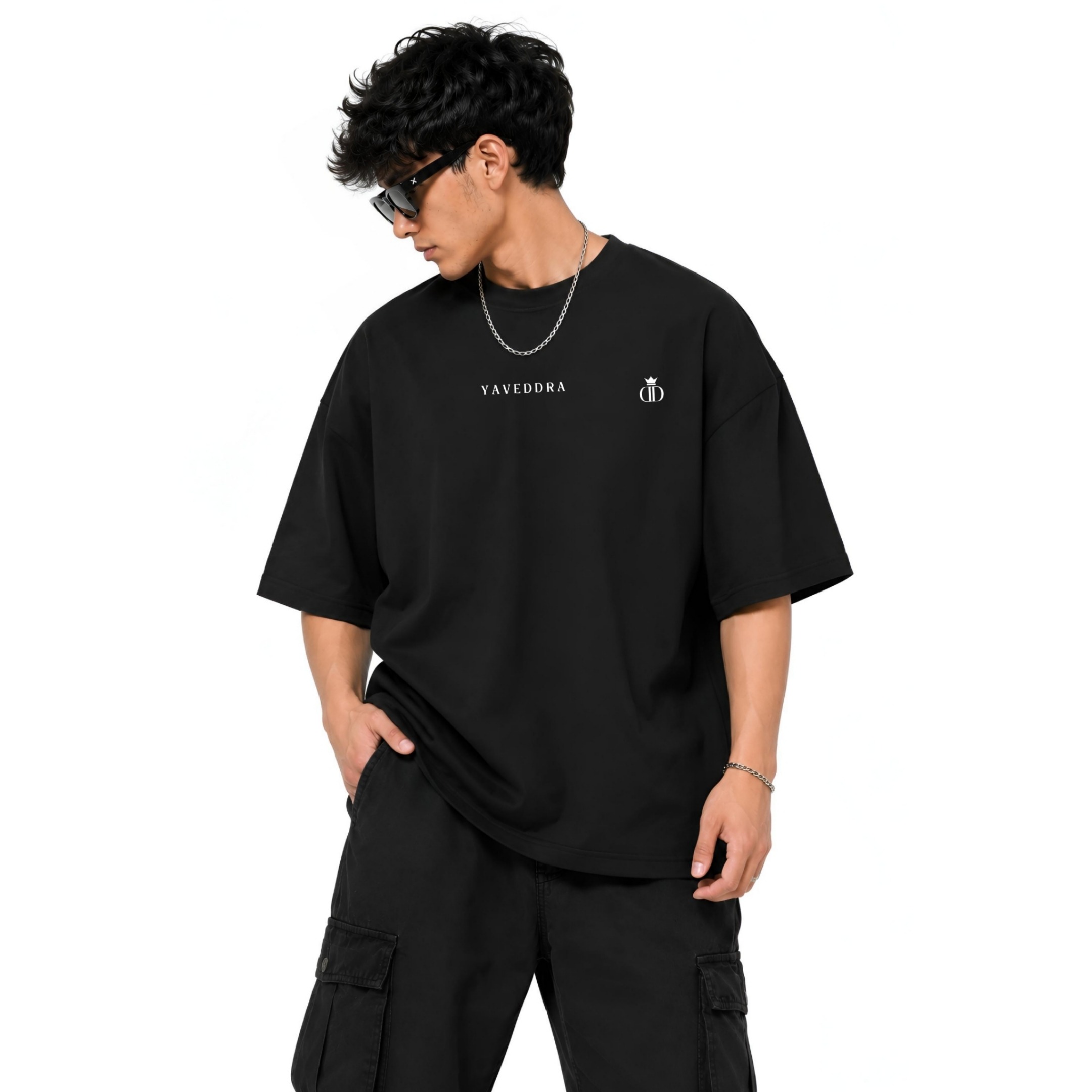 Black F1 Oversized T Shirt Front View F1 Oversized T Shirt Men black oversized front view streetwear tee
